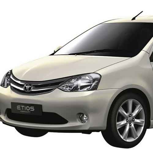 Alquiler de Coches Toyota Etios Jaipur